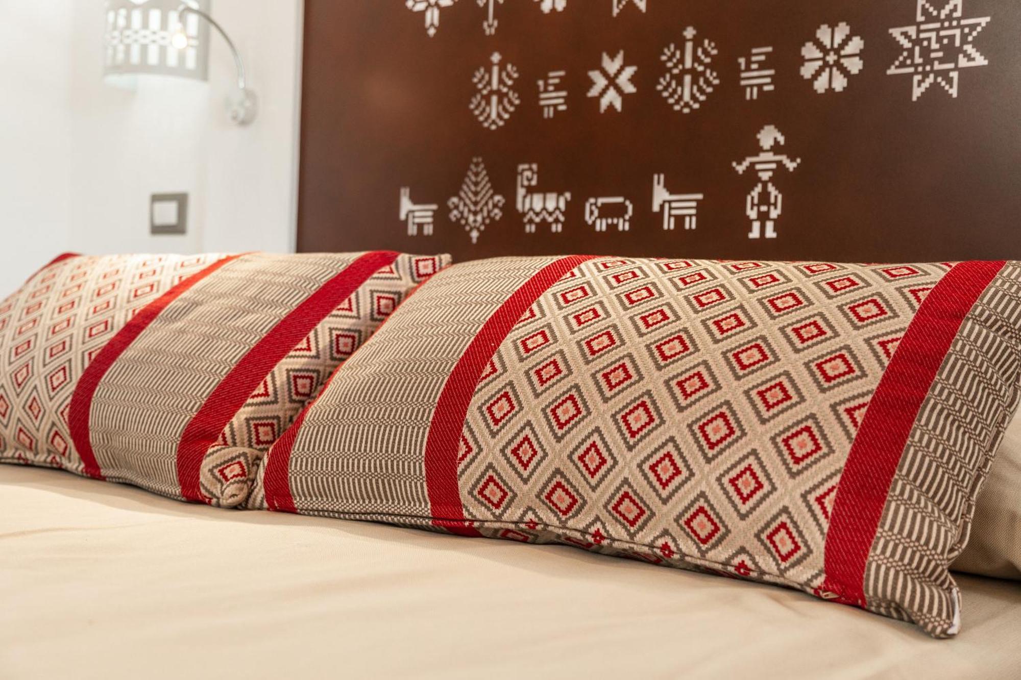 Dimore Santa Justa Тортолі Екстер'єр фото